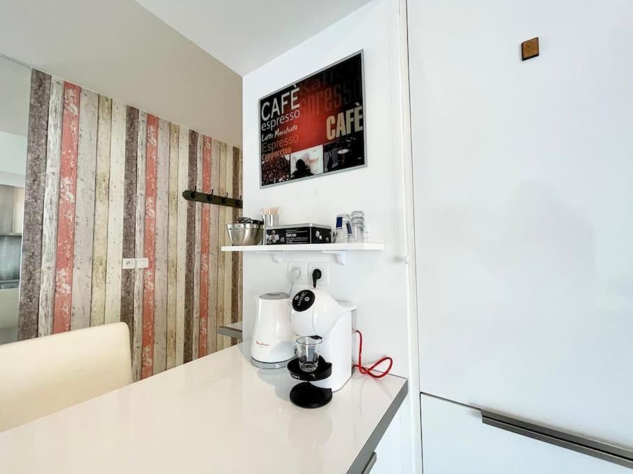 Apartment Centre De - 2 Pieces - Garage Cannes